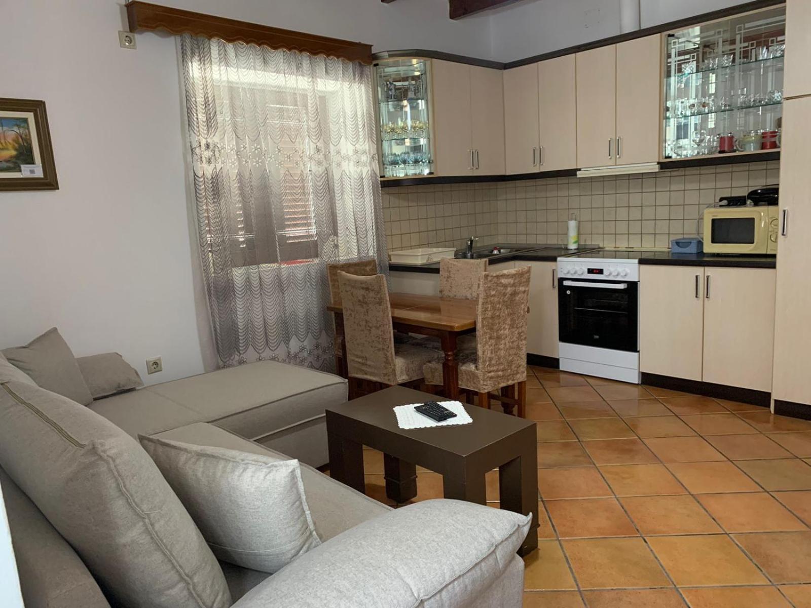 Nomad House-Entire House At Your Disposal,4 Guests Berat Buitenkant foto